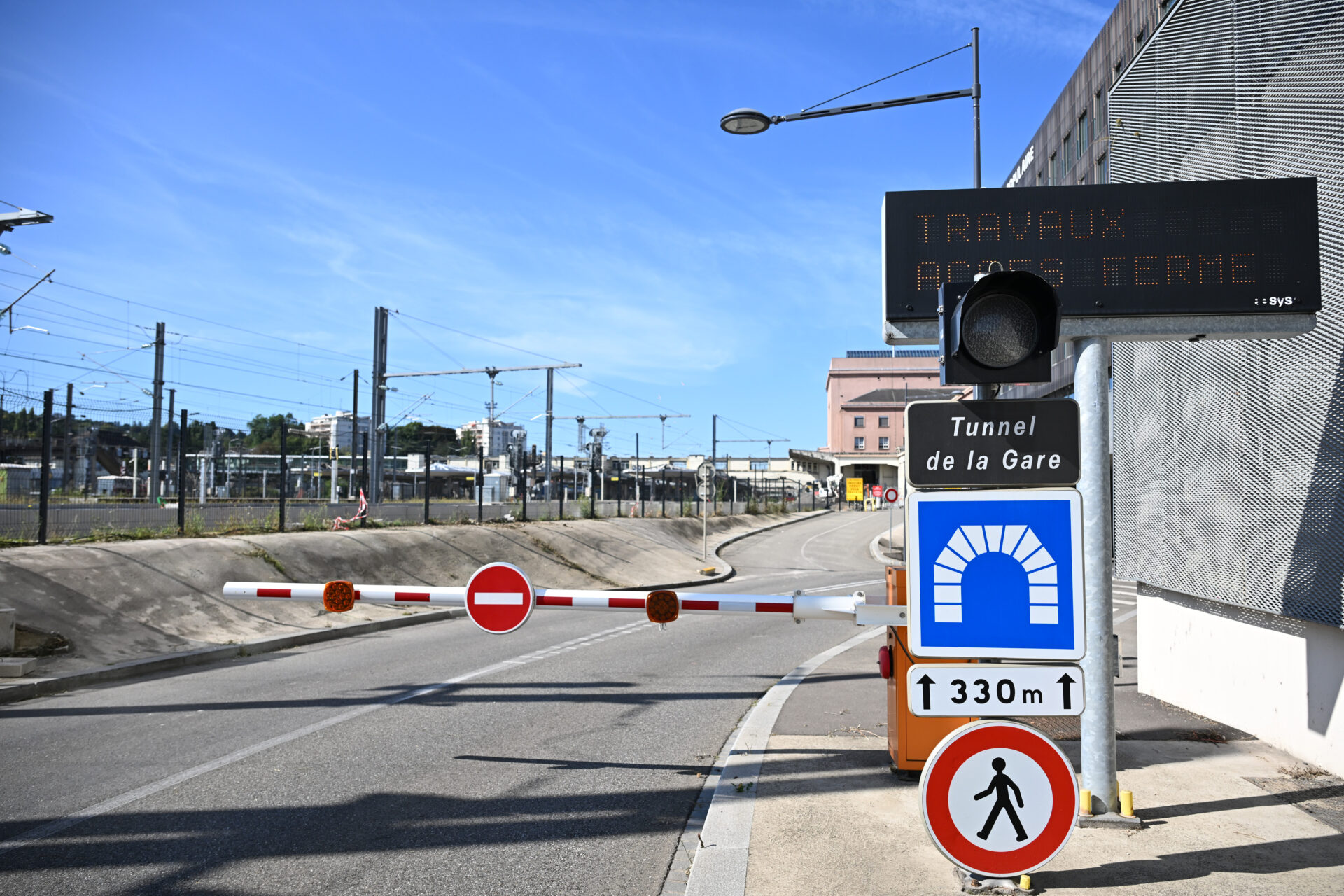 fermeture du tunnel de gare pour maintenance périodique